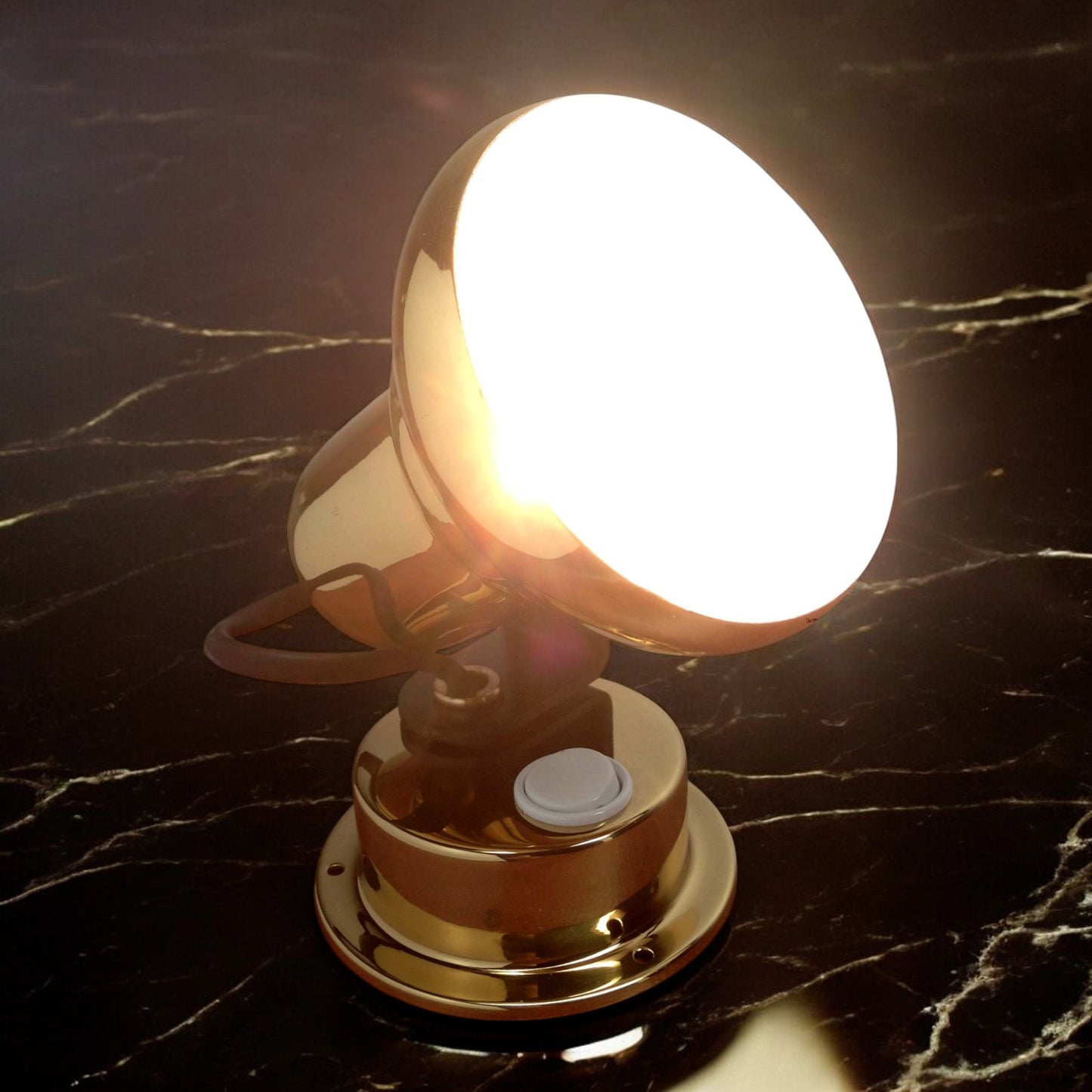 Pactrade Marine Lacquered Brass Accent Interior Light Marine Boat Halogen Light