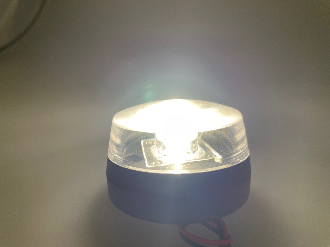 Pactrade Marine Boat Wake Tower LED Anchor All Round Navigation Light Nature White PC Plastic Housing Black 120 Degrees Beam Angle Surface Mount 2-1/4" Diameter 1-5/8" Height